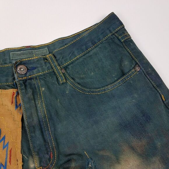 Freeworld Denim Shorts Cut Off Distressed Embroidered Acid Wash Size 30 - Picture 3 of 11